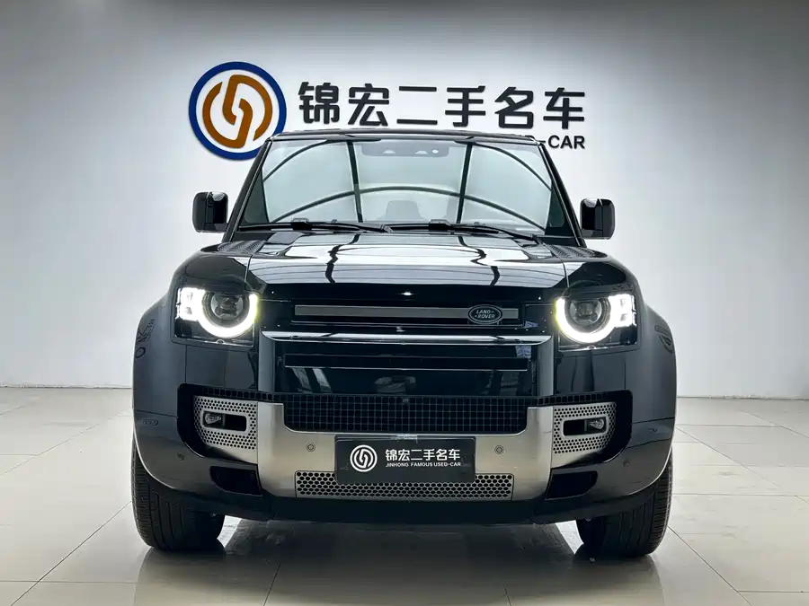 Land Rover guard