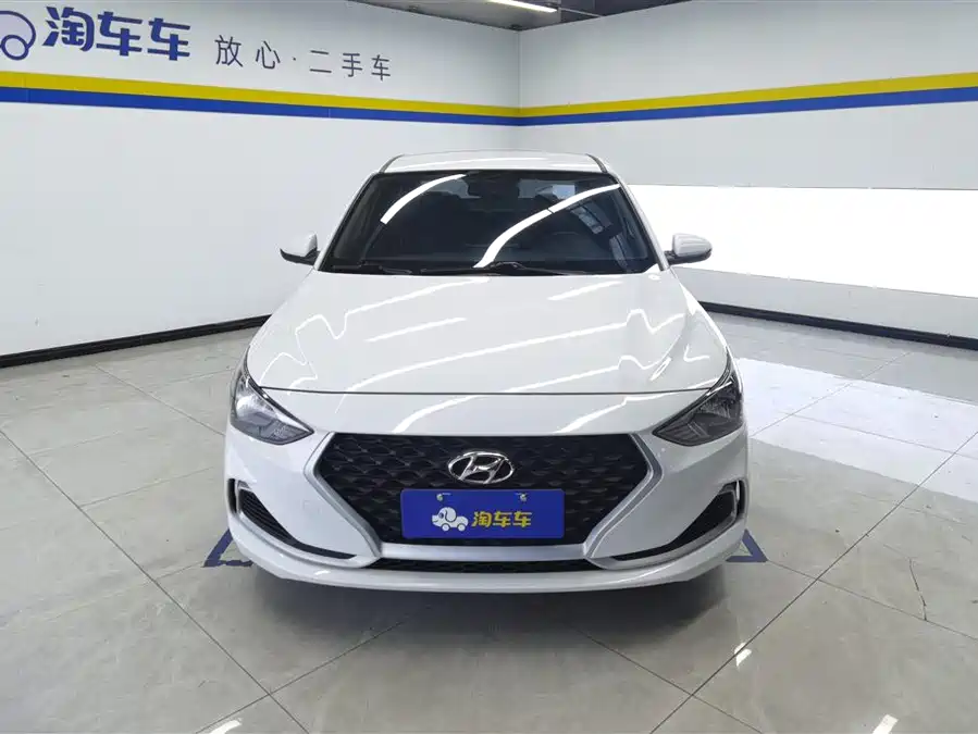 Hyundai Elantra / Celesta