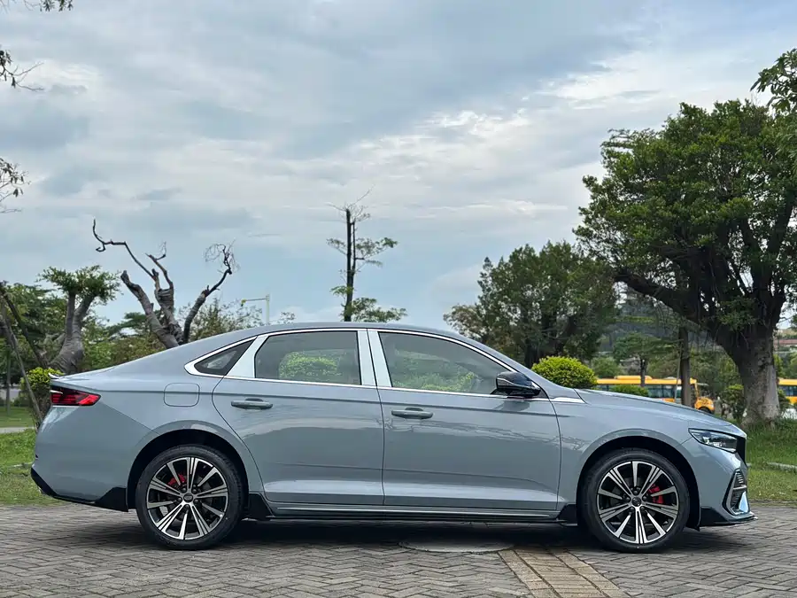Geely Xingrui