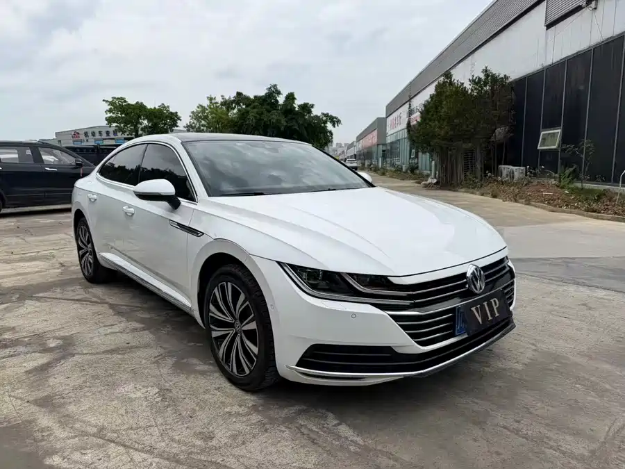 Volkswagen FAW- CC