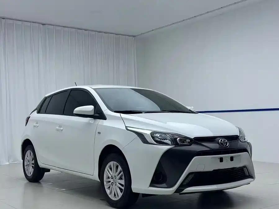 Toyota YARiS L
