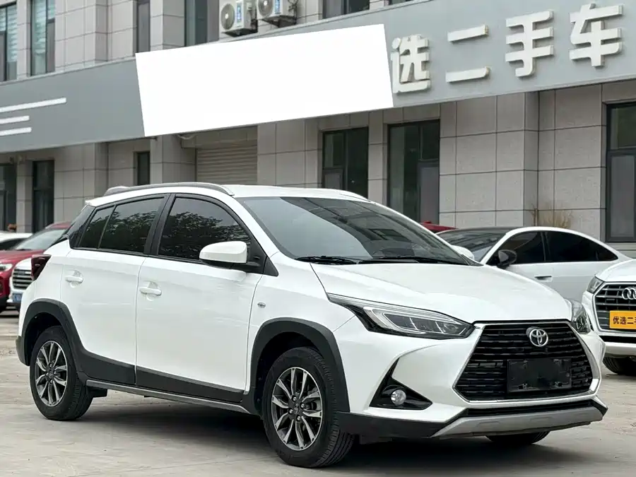 Toyota YARiS L