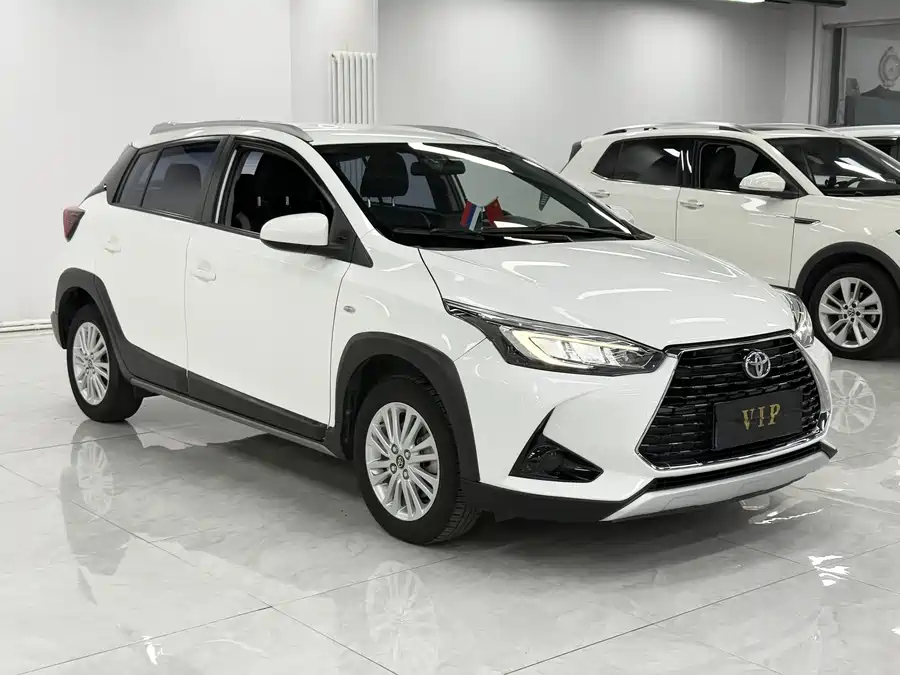 Toyota YARiS L