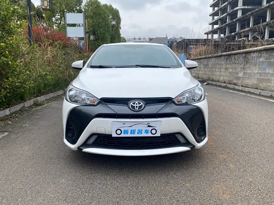 Toyota YARiS L