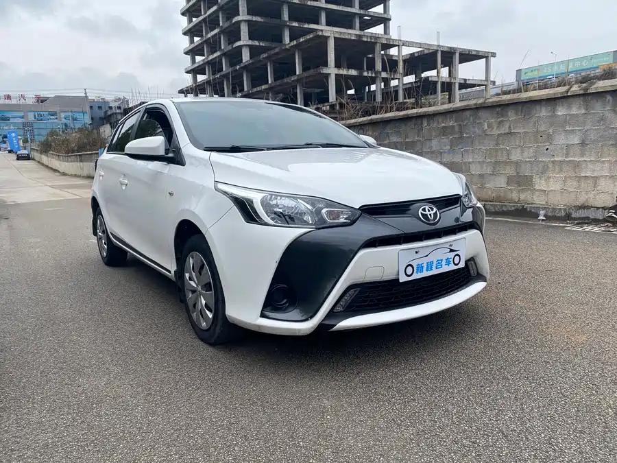 Toyota YARiS L