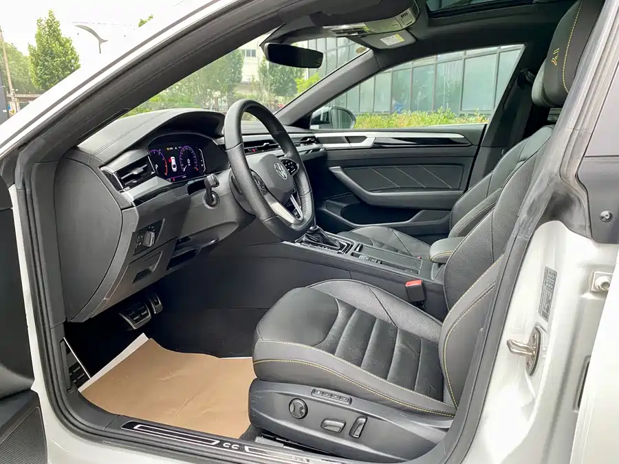 Volkswagen FAW- CC