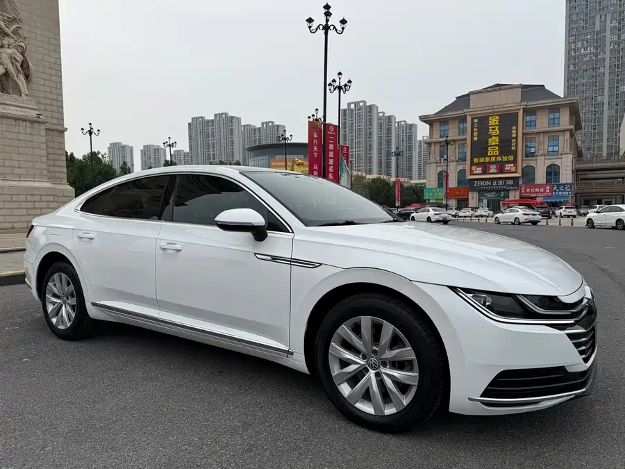 Volkswagen FAW- CC