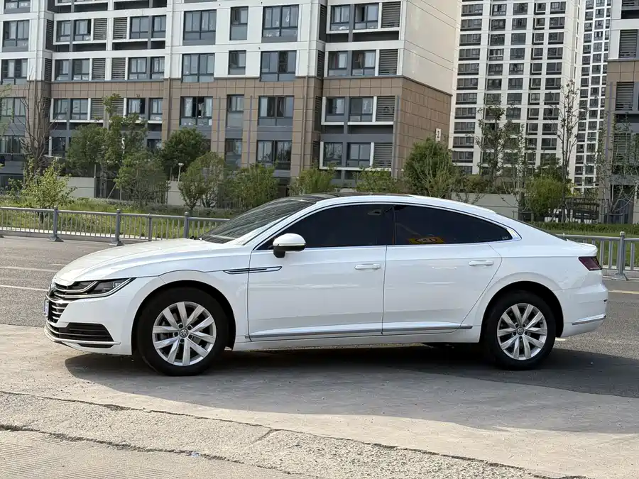 Volkswagen FAW- CC