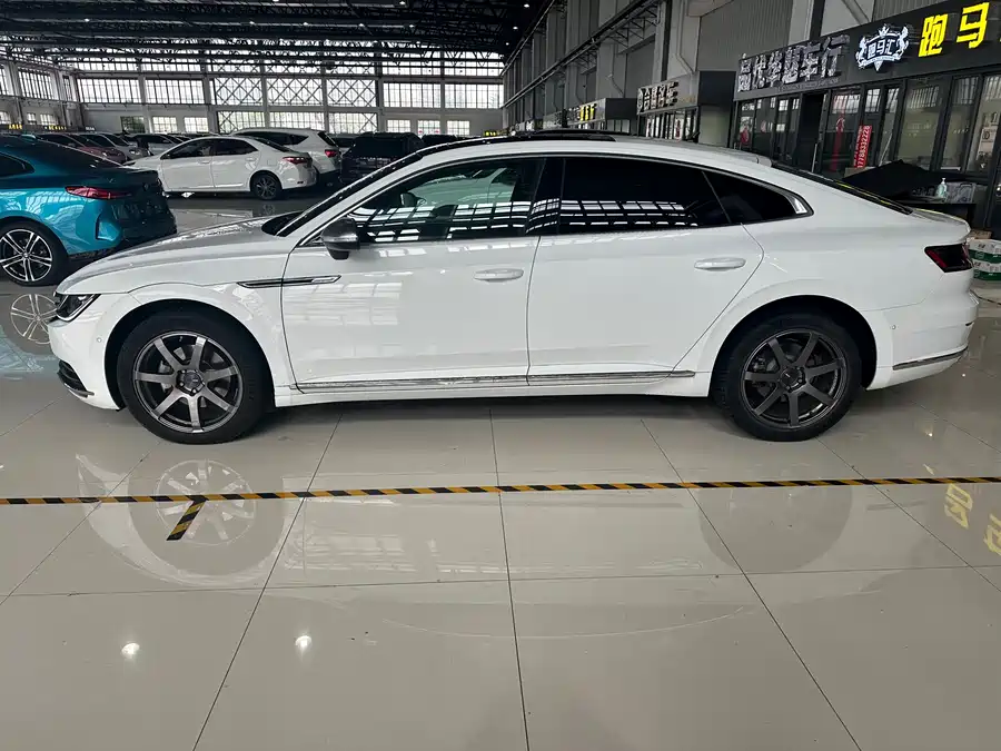 Volkswagen FAW- CC