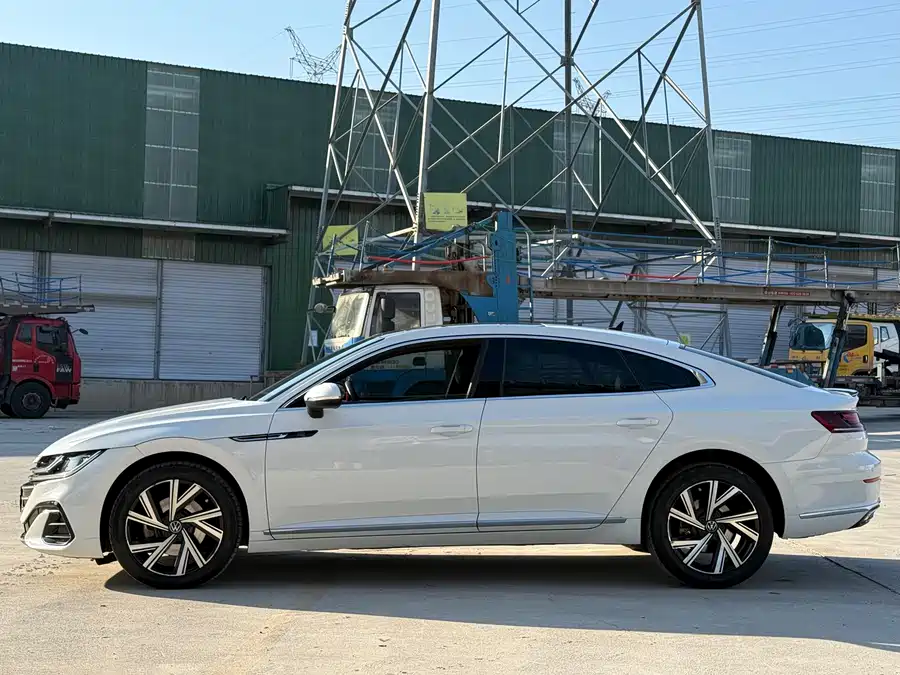 Volkswagen FAW- CC