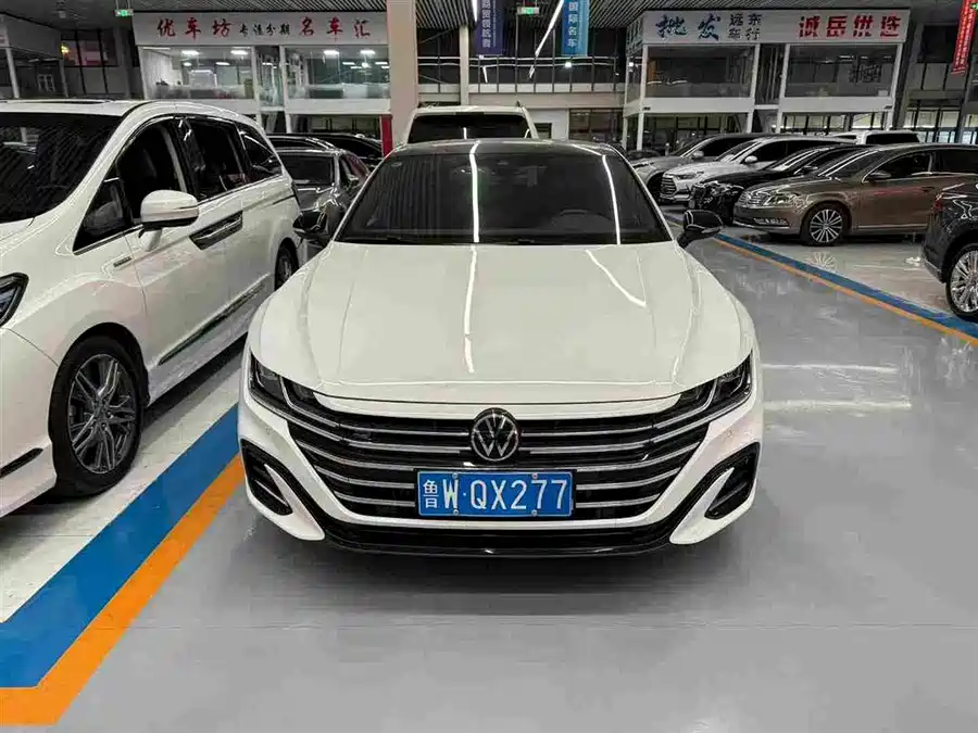 Volkswagen FAW- CC