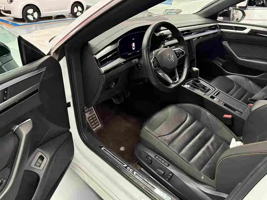 Volkswagen FAW- CC
