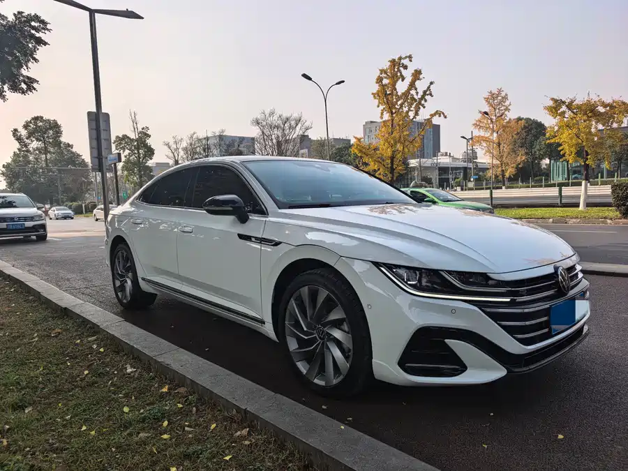 Volkswagen FAW- CC