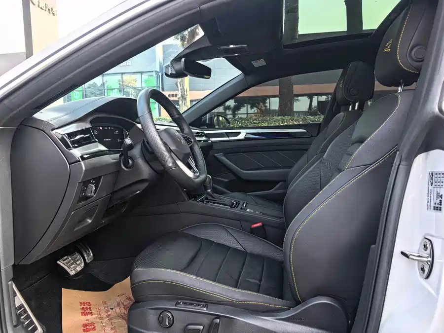 Volkswagen FAW- CC
