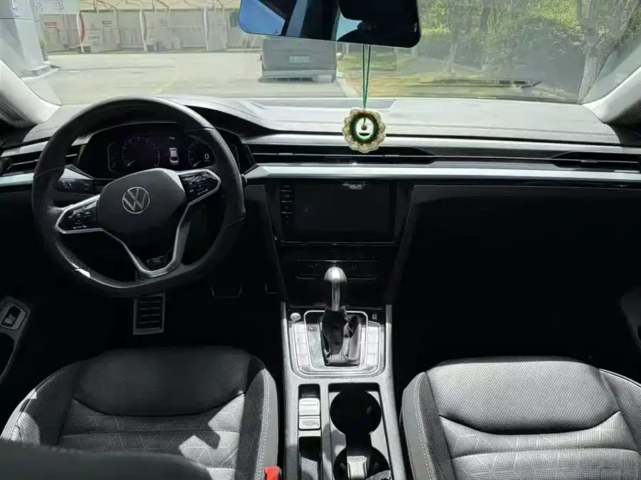 Volkswagen FAW- CC
