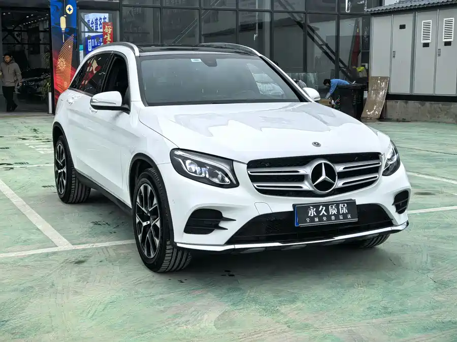 Mercedes Benz GLC