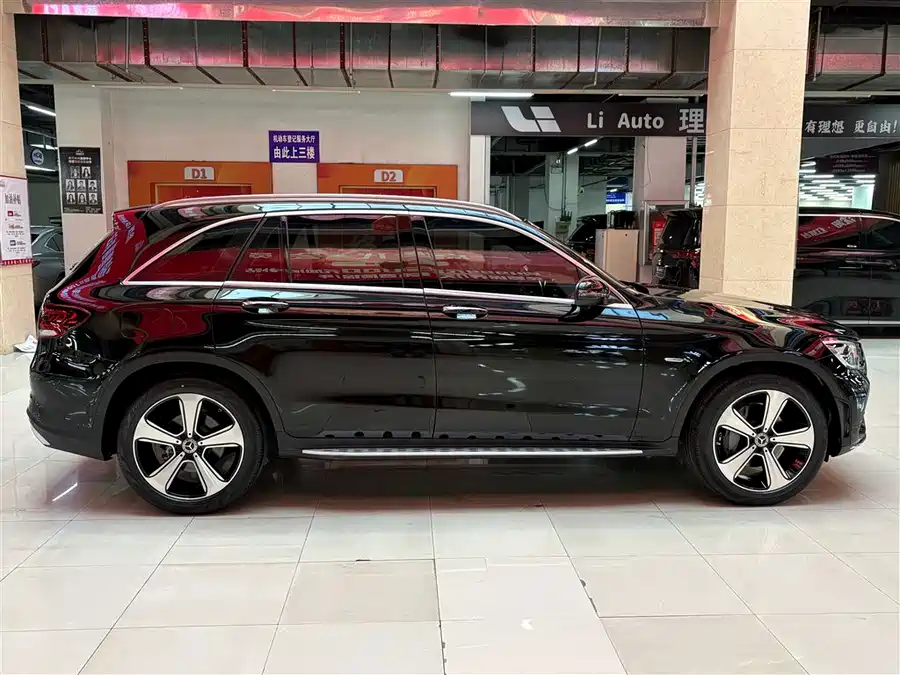 Mercedes Benz GLC