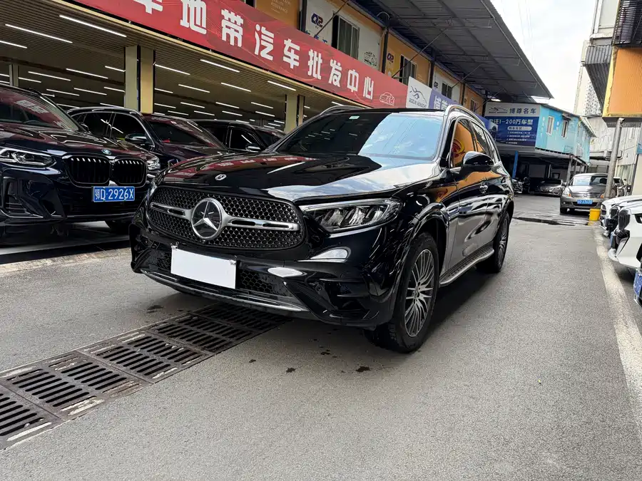Mercedes Benz GLC