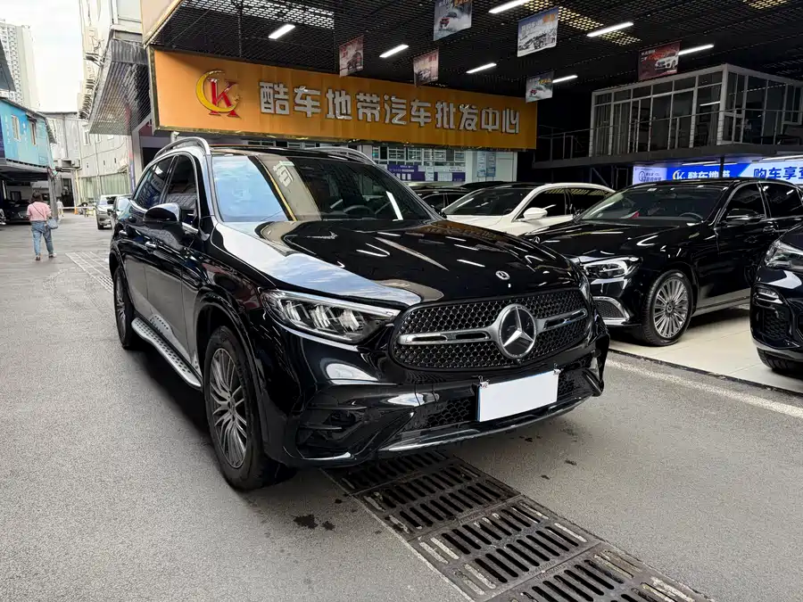 Mercedes Benz GLC