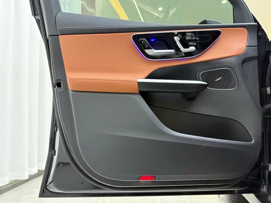 Mercedes Benz GLC