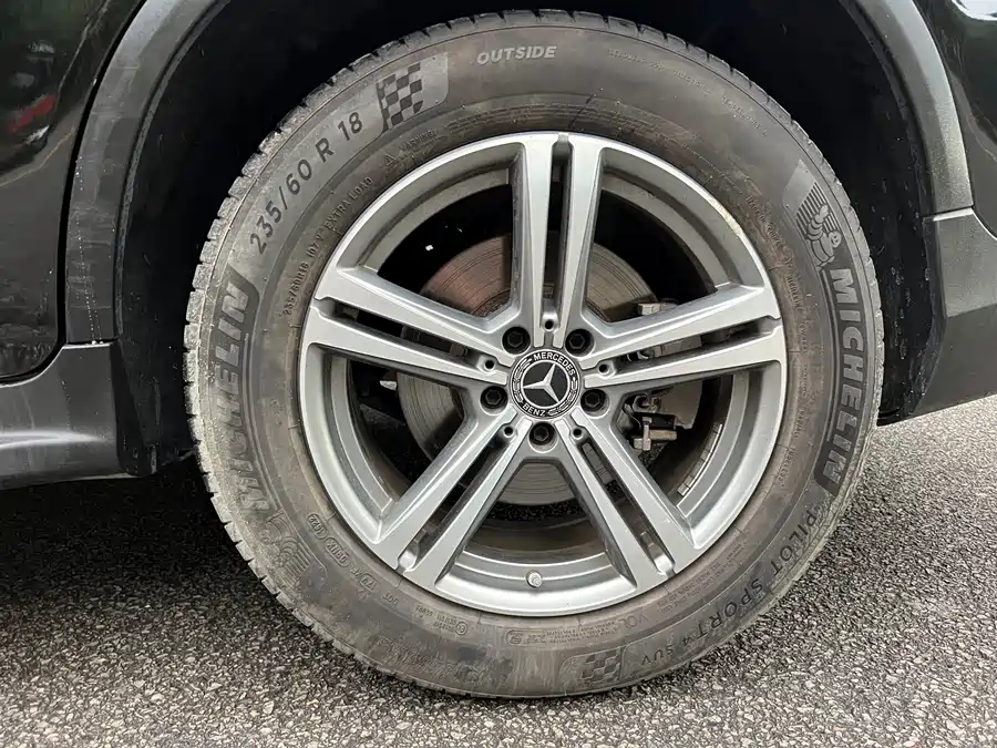 Mercedes Benz GLC