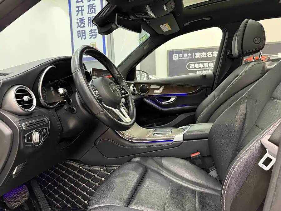 Mercedes Benz GLC
