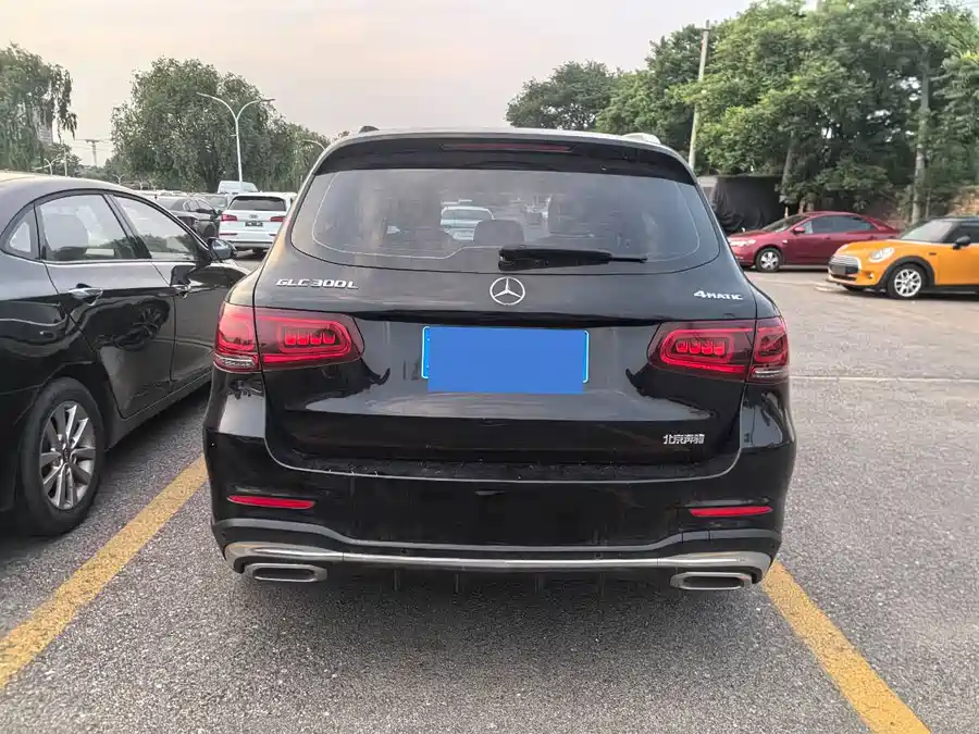 Mercedes Benz GLC