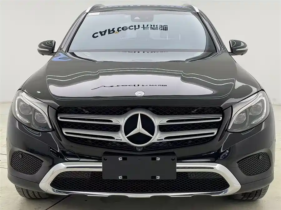 Mercedes Benz GLC