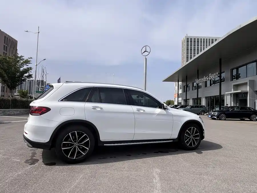 Mercedes Benz GLC