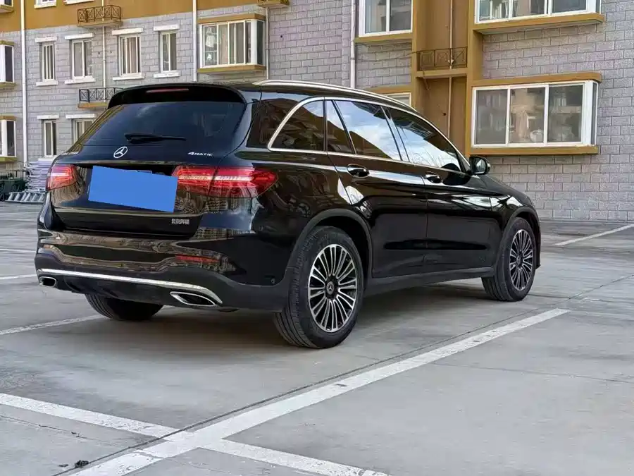 Mercedes Benz GLC