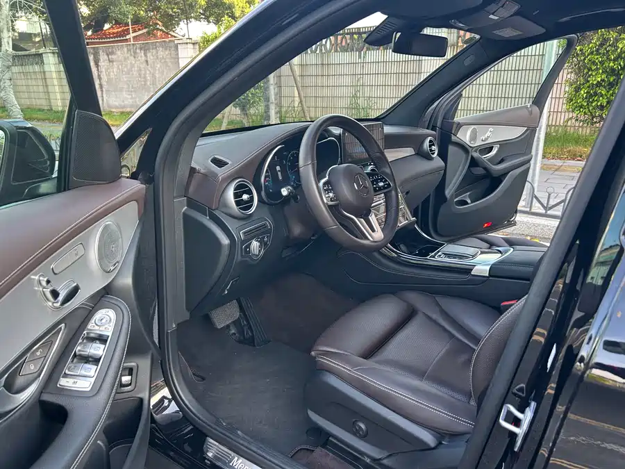 Mercedes Benz GLC