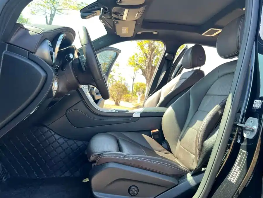 Mercedes Benz GLC