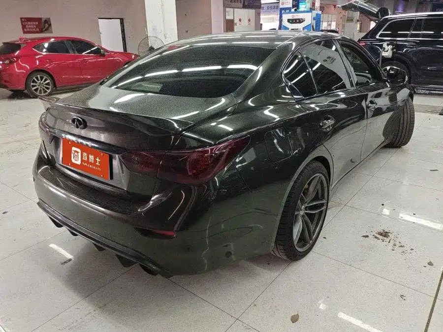 Infiniti Q50