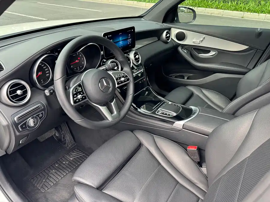 Mercedes Benz GLC