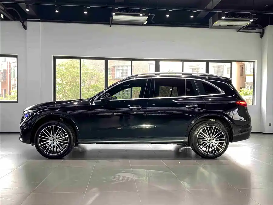Mercedes Benz GLC