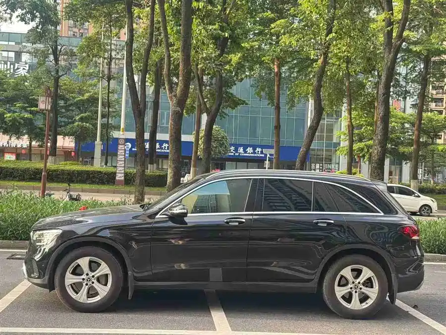 Mercedes Benz GLC