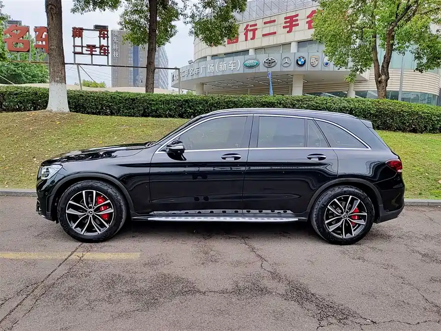 Mercedes Benz GLC