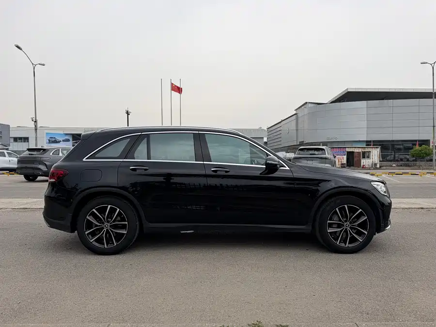 Mercedes Benz GLC