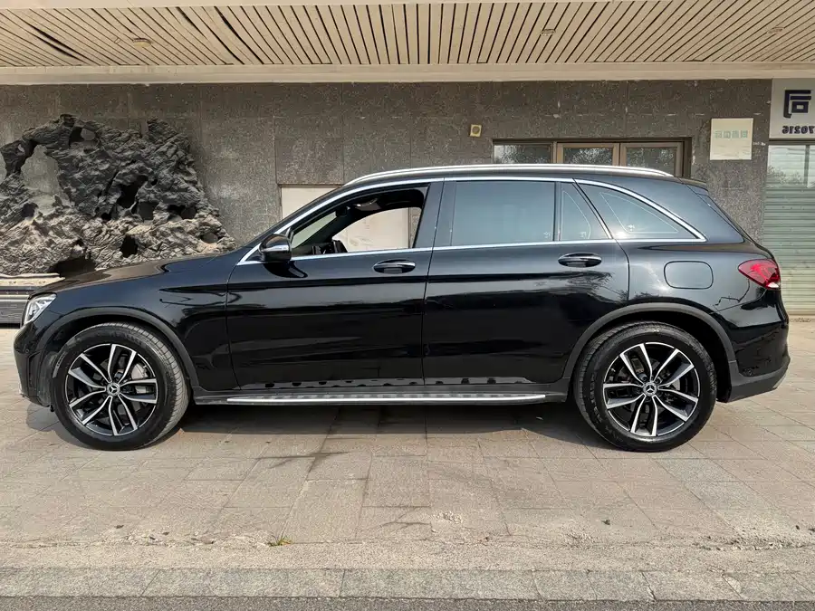 Mercedes Benz GLC