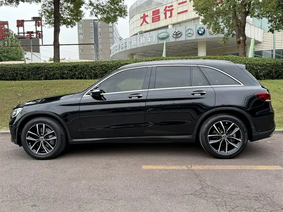 Mercedes Benz GLC
