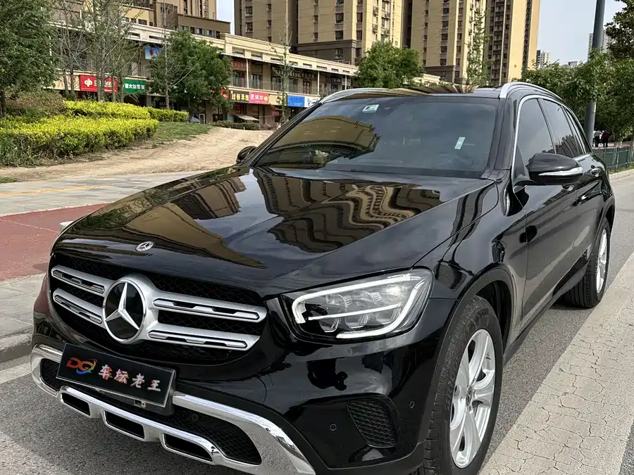 Mercedes Benz GLC