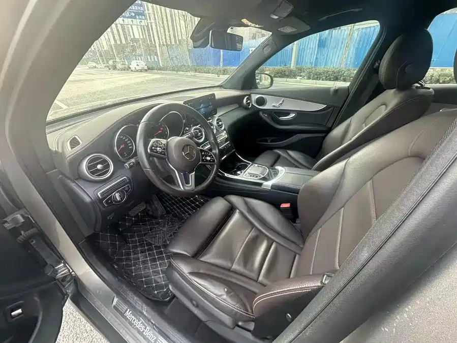 Mercedes Benz GLC