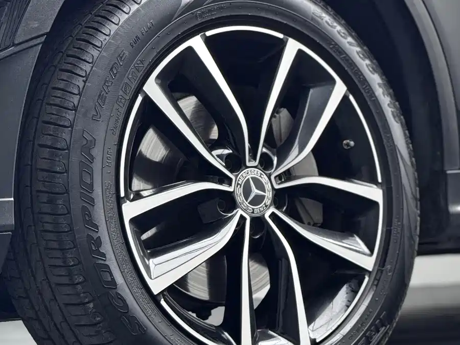 Mercedes Benz GLC