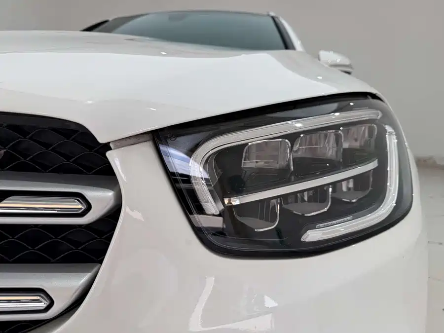 Mercedes Benz GLC