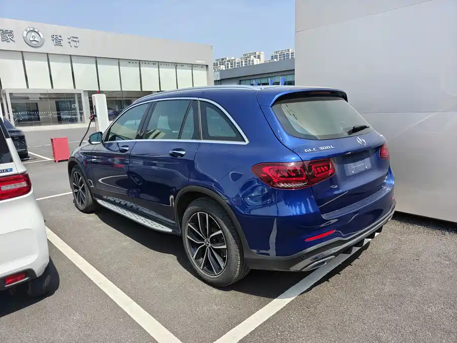 Mercedes Benz GLC