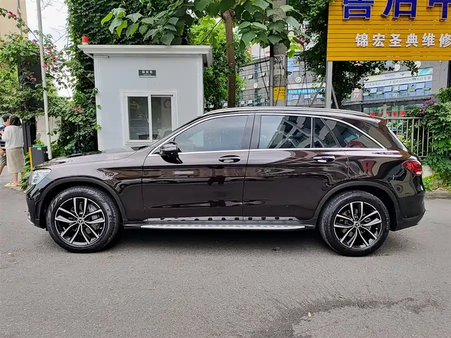 Mercedes Benz GLC