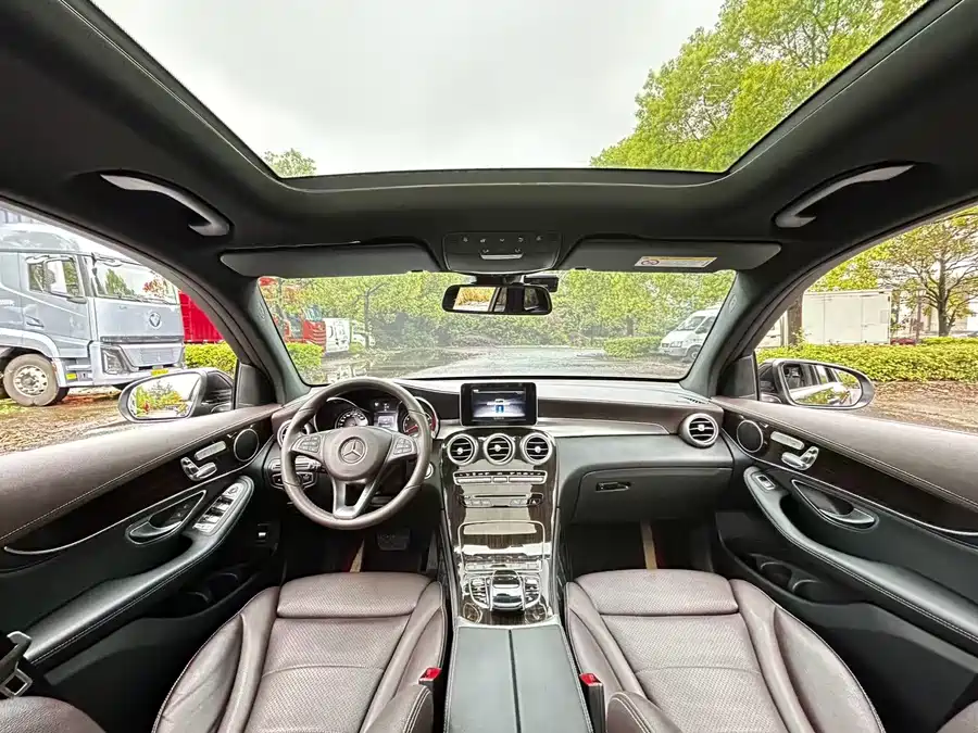 Mercedes Benz GLC