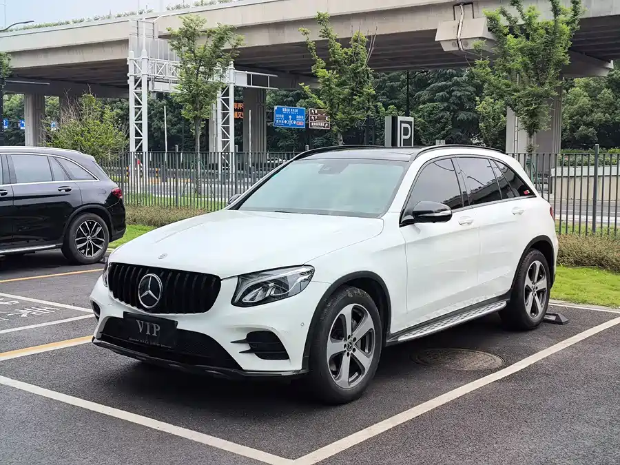 Mercedes Benz GLC