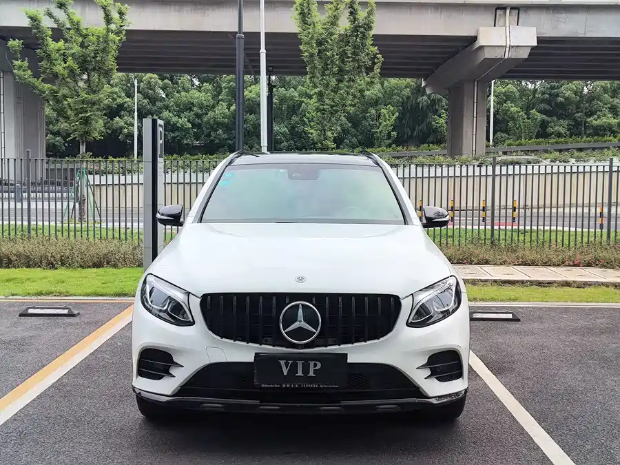 Mercedes Benz GLC