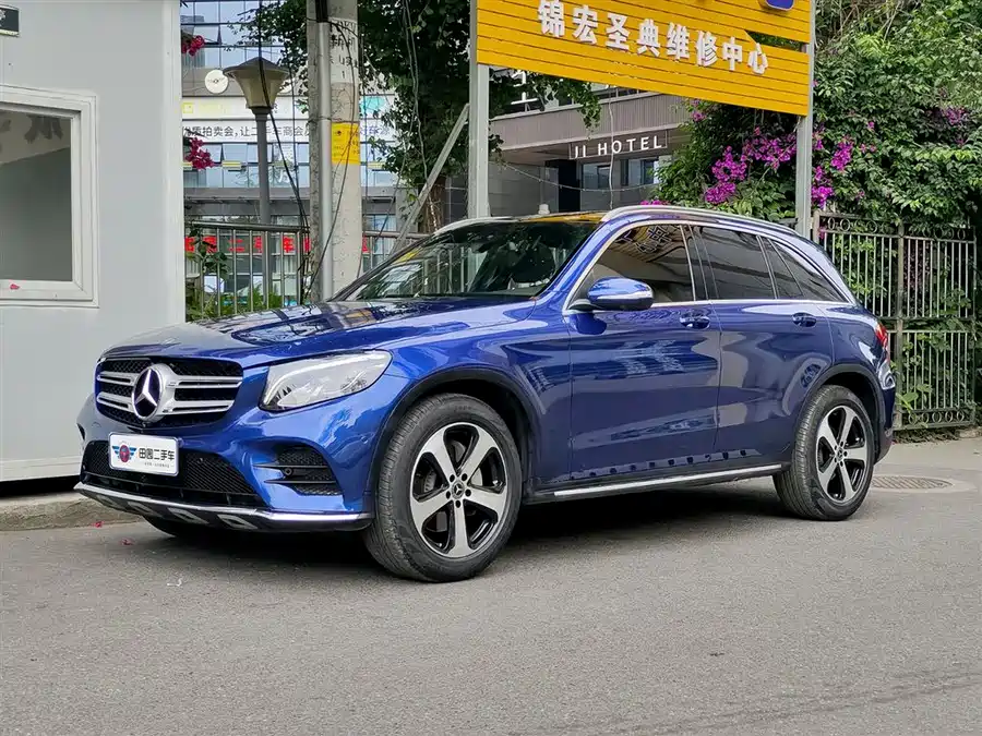 Mercedes Benz GLC